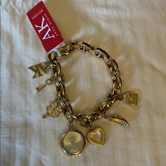 Brand new with tag!  Anne Klein charm bracelet - Picture 2 of 3